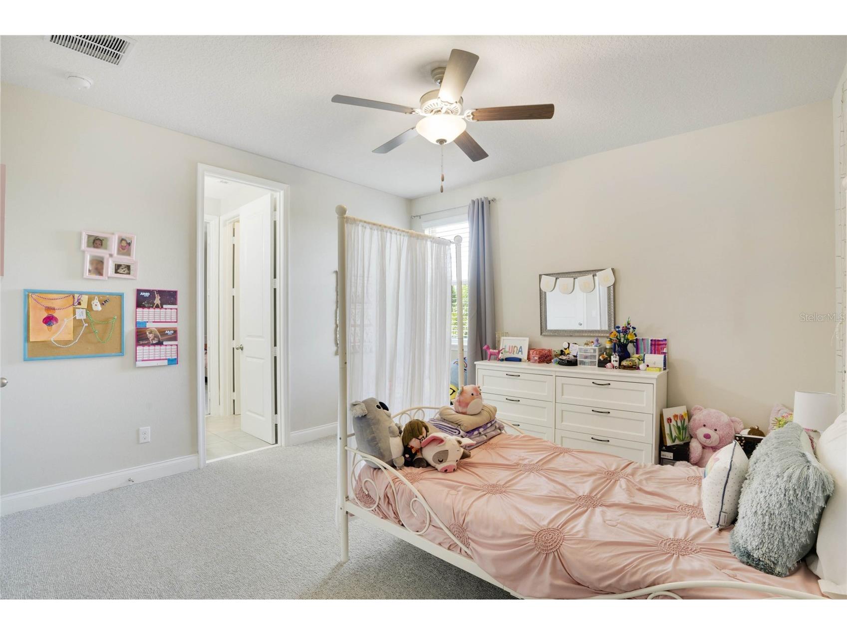 8414 Vivaro Isle Way Windermere FL 34786 O6397114 image37