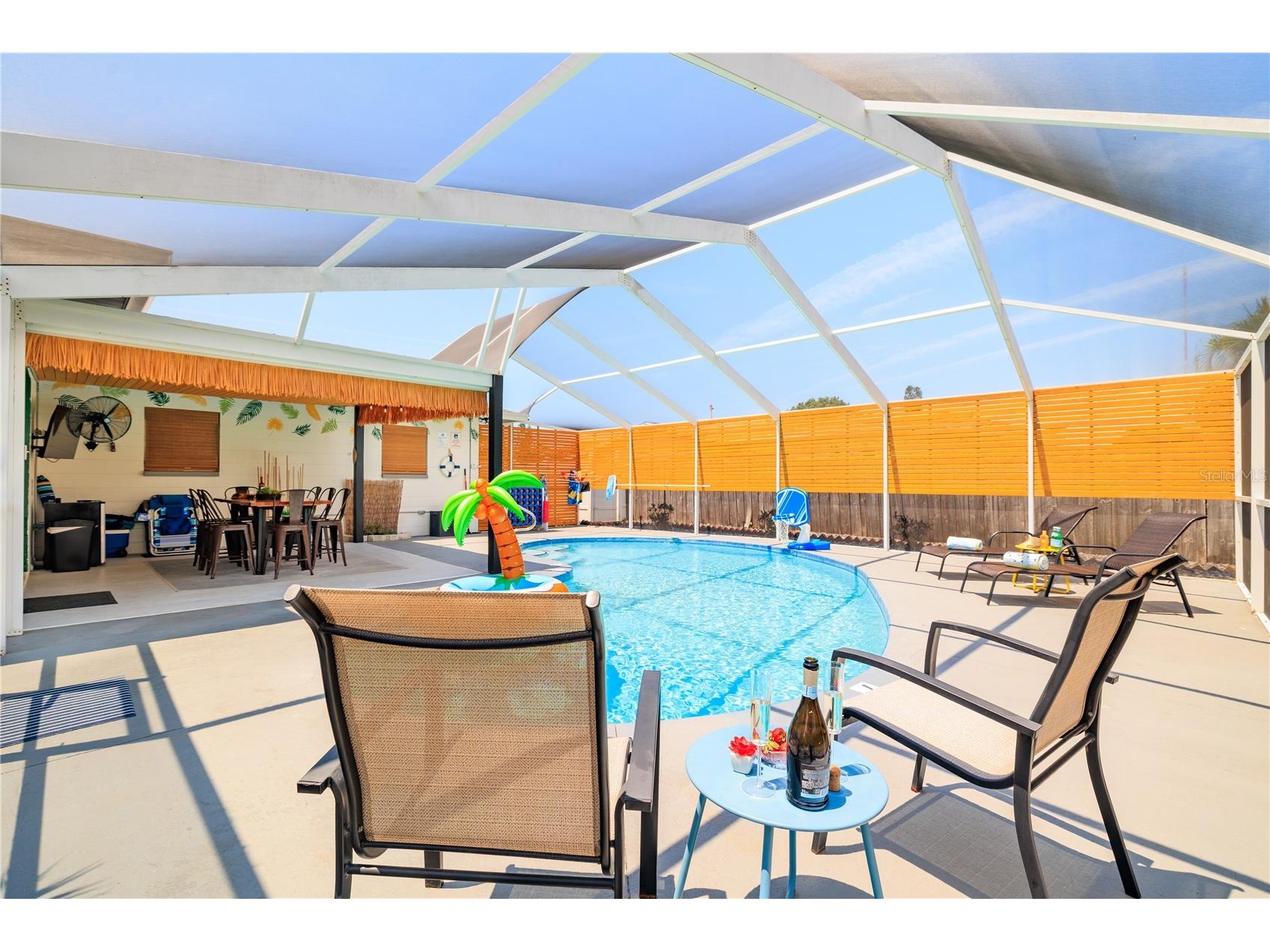 8415 Iris Avenue Seminole FL 33777 A4679836 image19