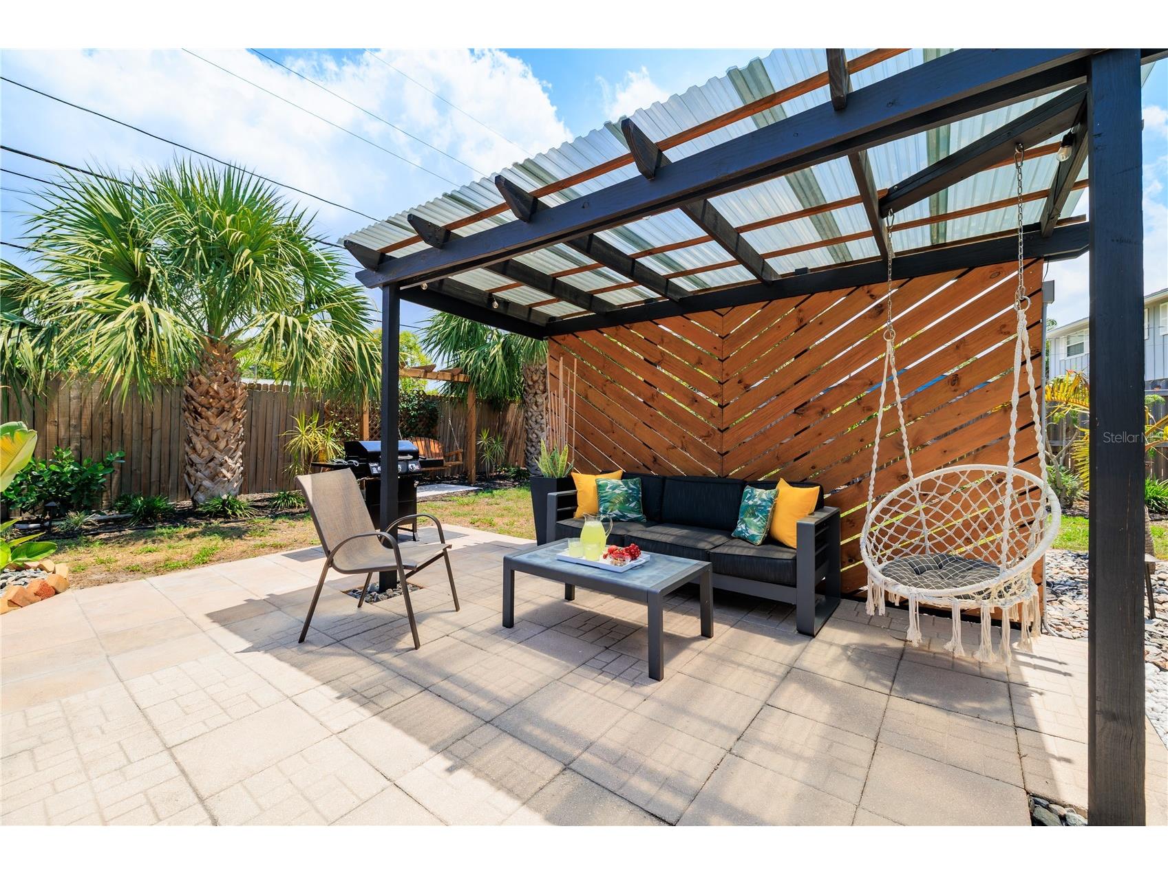 8415 Iris Avenue Seminole FL 33777 A4679836 image20