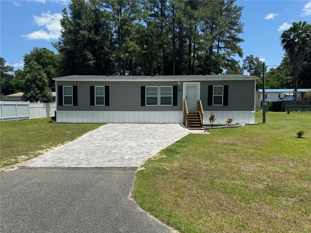 8415 NW 10th Terrace Ocala FL 34475 OM677453 image1