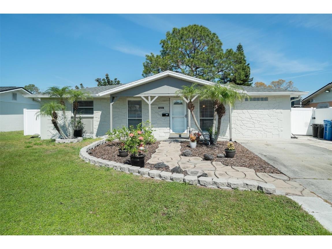 8415 Westridge Drive Tampa FL 33615 TB8355946 image1