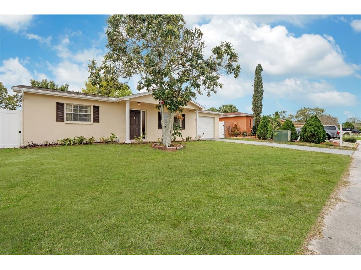 8416 Fox Hollow Drive Port Richey FL 34668 W7862465 image1