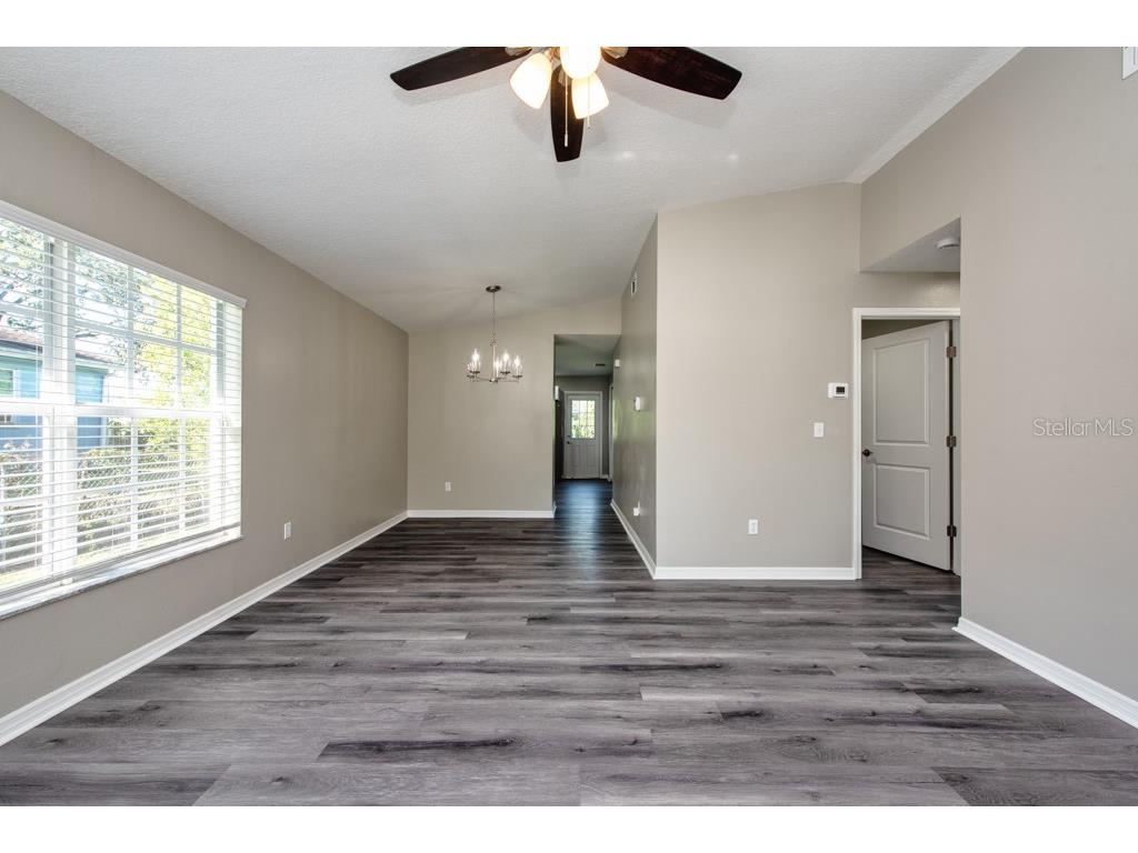 8416 N 39th Street Tampa FL 33604 TB8431907 image2