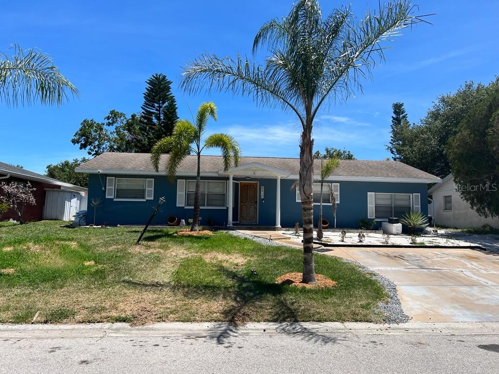 8417 43rd Avenue W Bradenton FL 34209 A4573496 image1