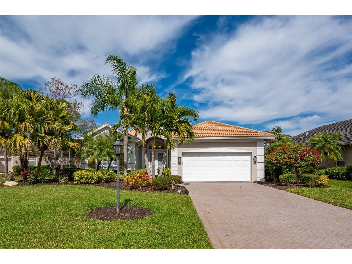 8417 Abingdon Ct University Park FL 34201 A4598487 image1