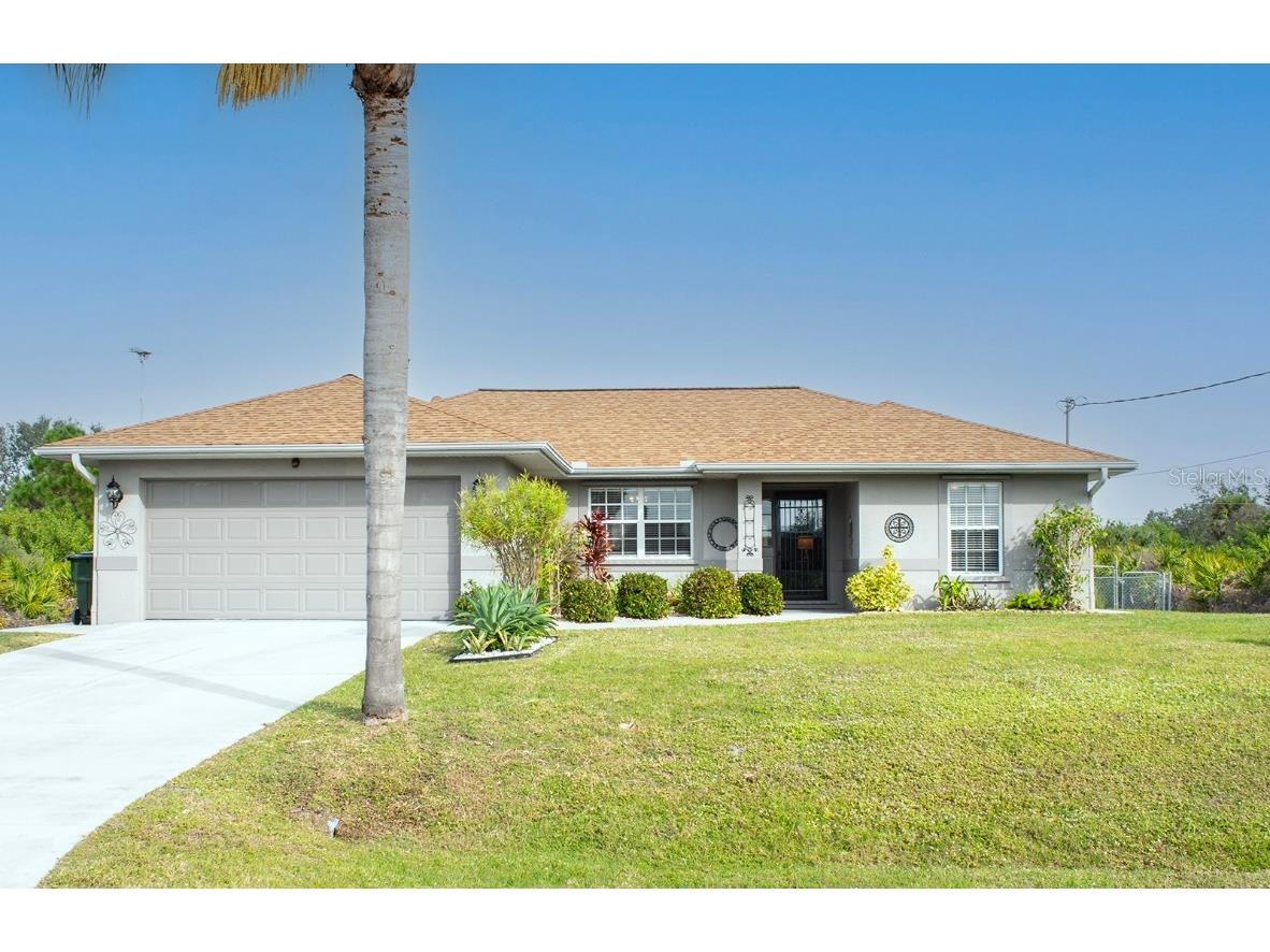 8418 Chesapeake Avenue North Port FL 34291 A4596748 image1