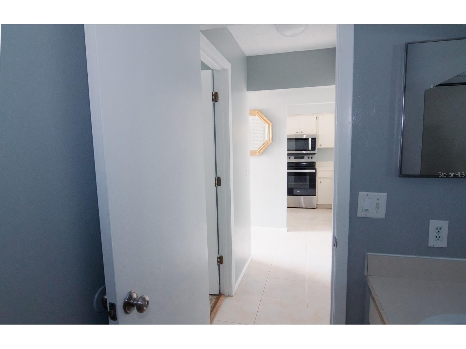 8418 Laurelon Place Temple Terrace FL 33637 TB8468727 image11