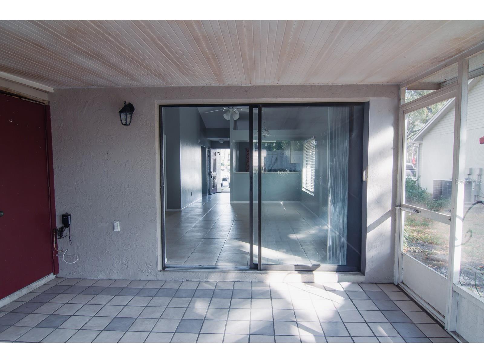 8418 Laurelon Place Temple Terrace FL 33637 TB8468727 image18