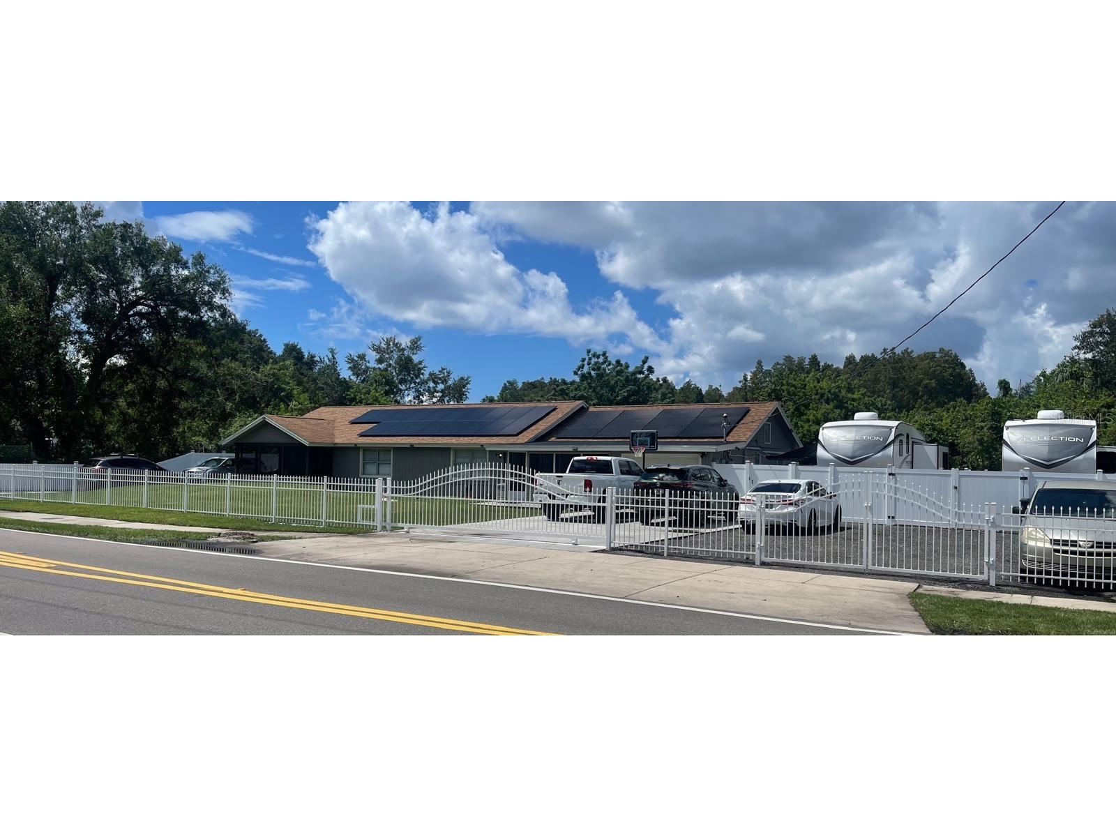 8418 N Manhattan Avenue Tampa FL 33614 TB8500043 image1