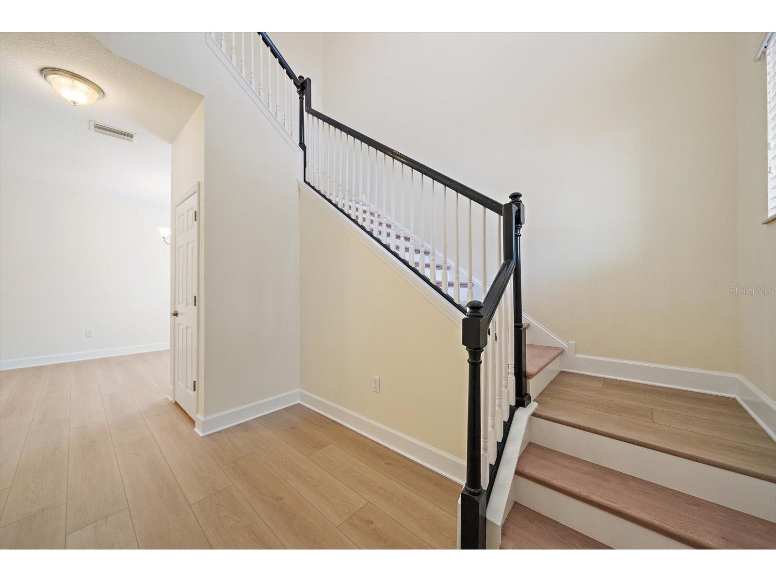 8418 Nandina Drive Sarasota FL 34240 A4697149 image10