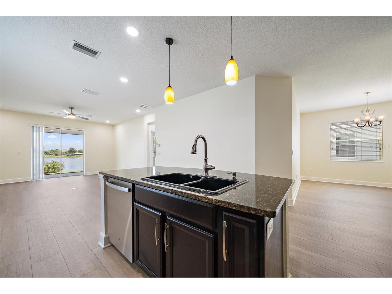 8418 Nandina Drive Sarasota FL 34240 A4697149 image30