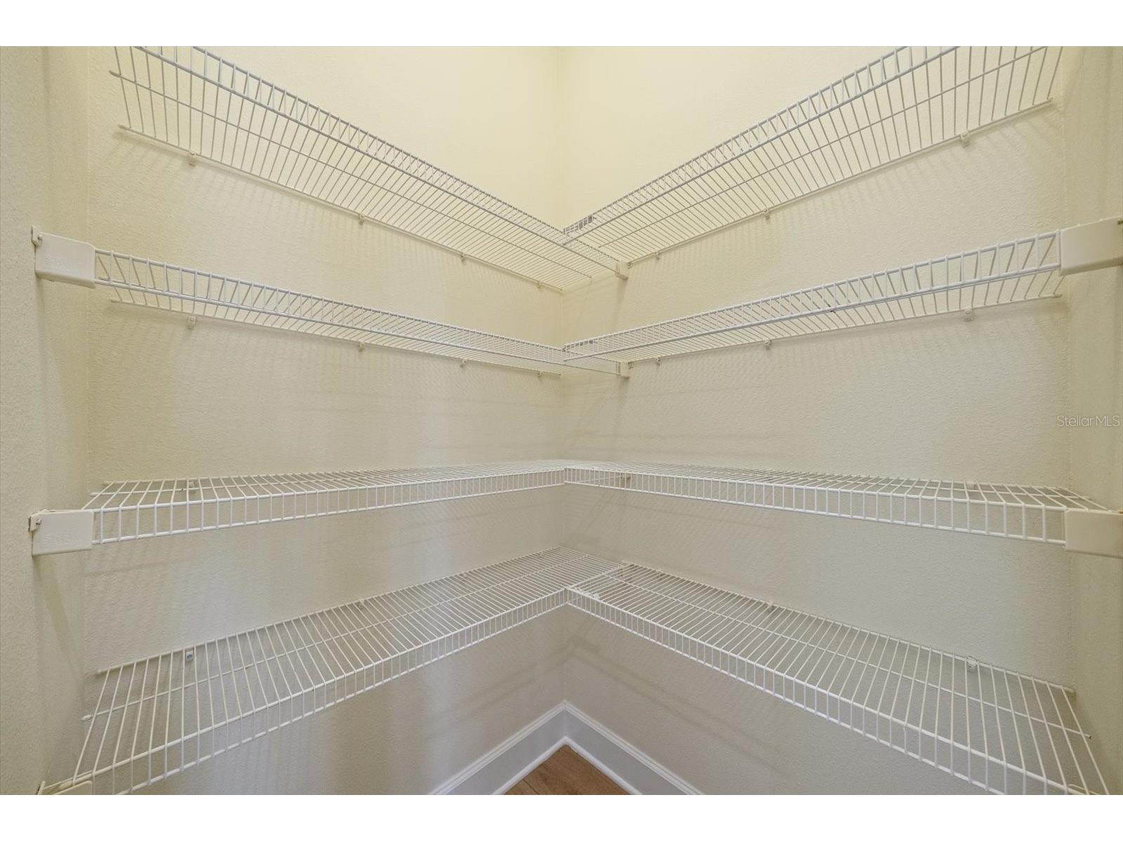 8418 Nandina Drive Sarasota FL 34240 A4697149 image33