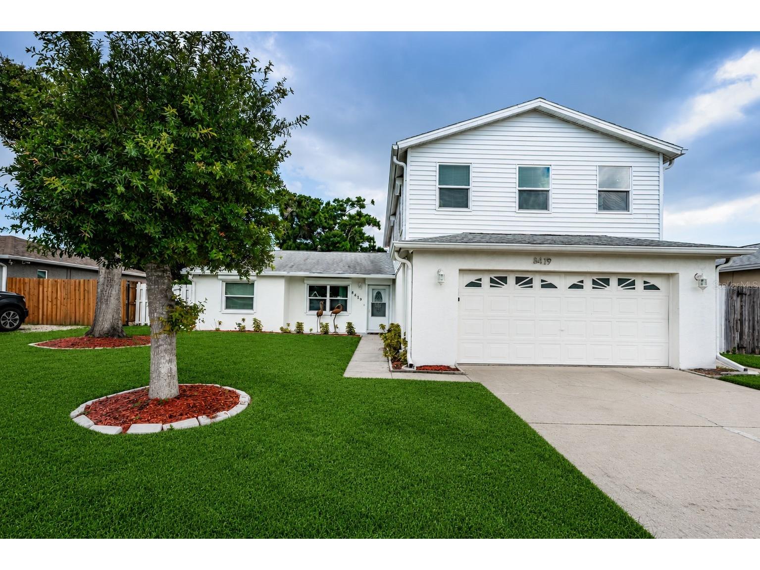 8419 125th Place Largo FL 33773 TB8527728 image1