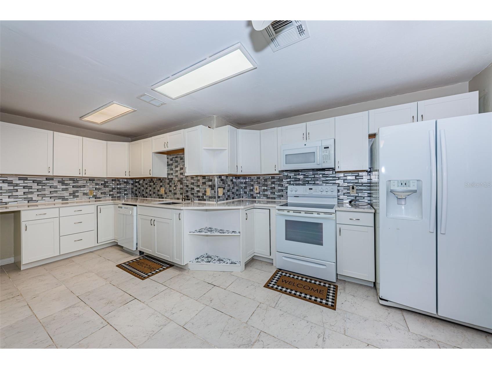 8419 125th Place Largo FL 33773 TB8527728 image2