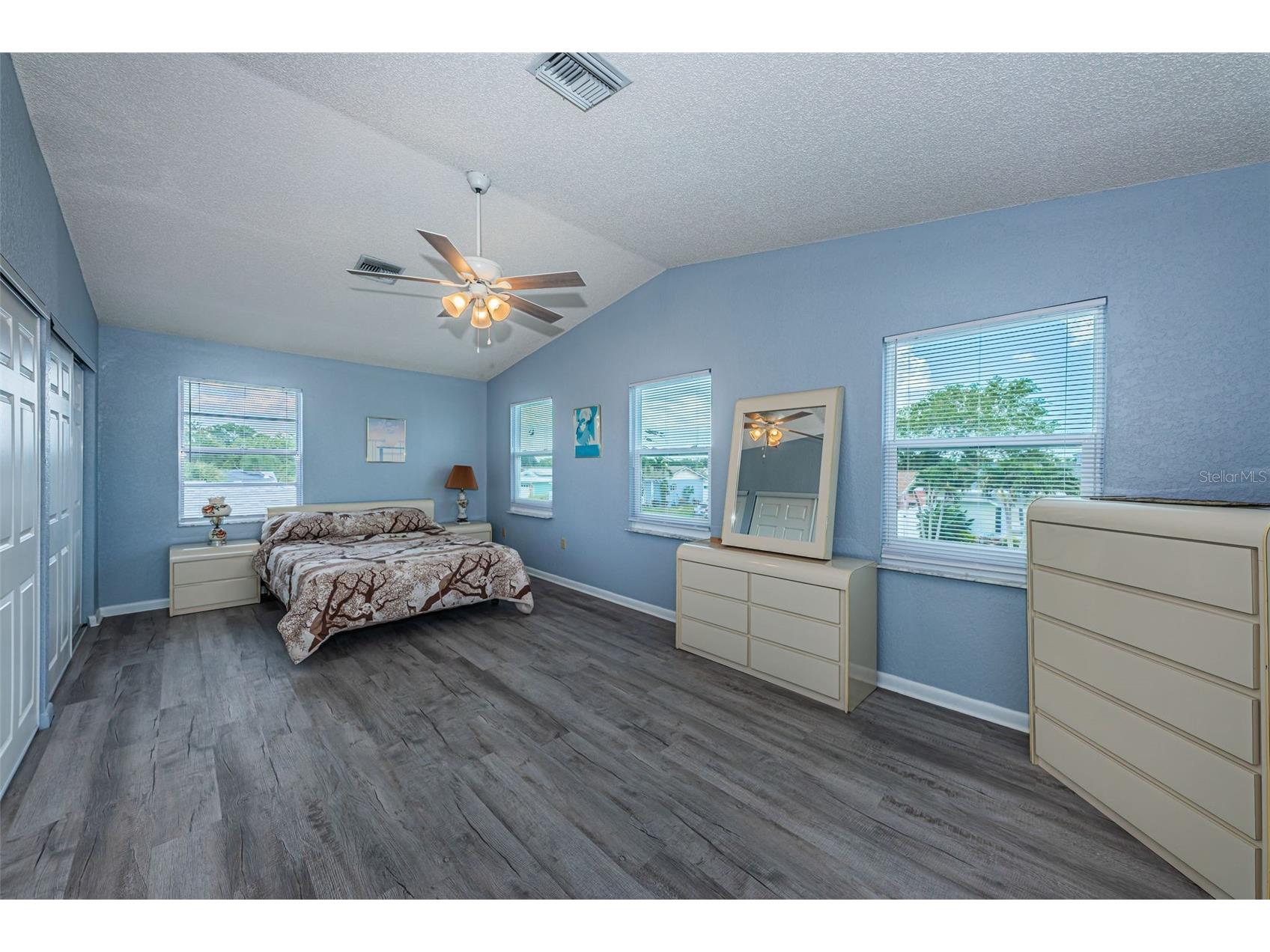 8419 125th Place Largo FL 33773 TB8527728 image25