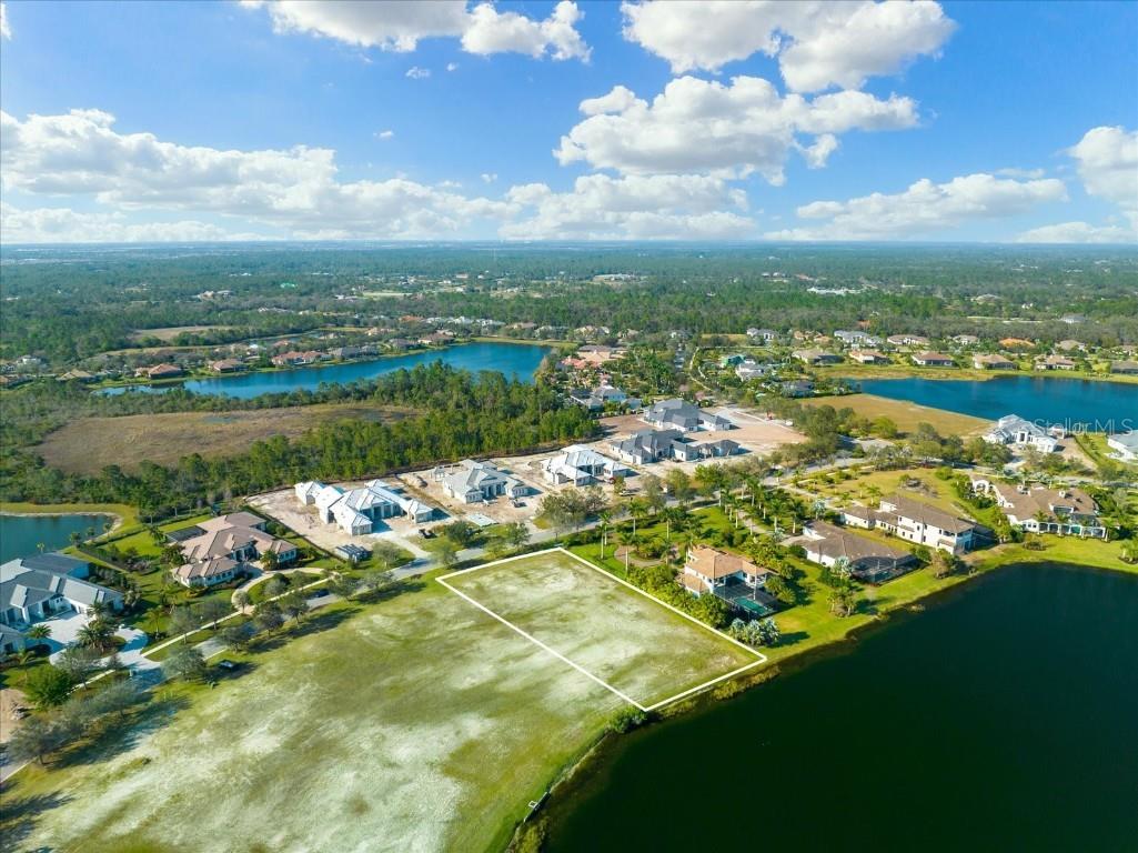 8419 Broadstone Court Lakewood Ranch FL 34202 A4561057 image1