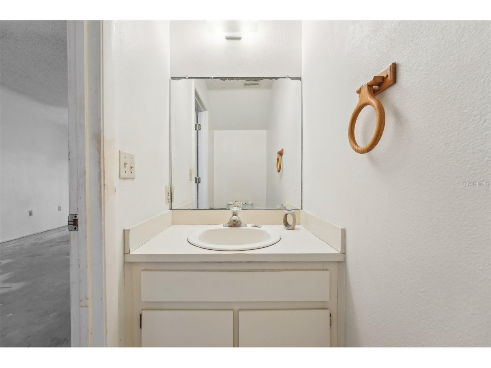 8419 Laurelon Place Temple Terrace FL 33637 TB8482048 image17