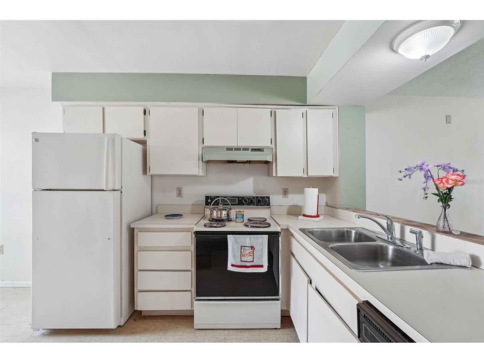 8419 Laurelon Place Temple Terrace FL 33637 TB8482048 image9