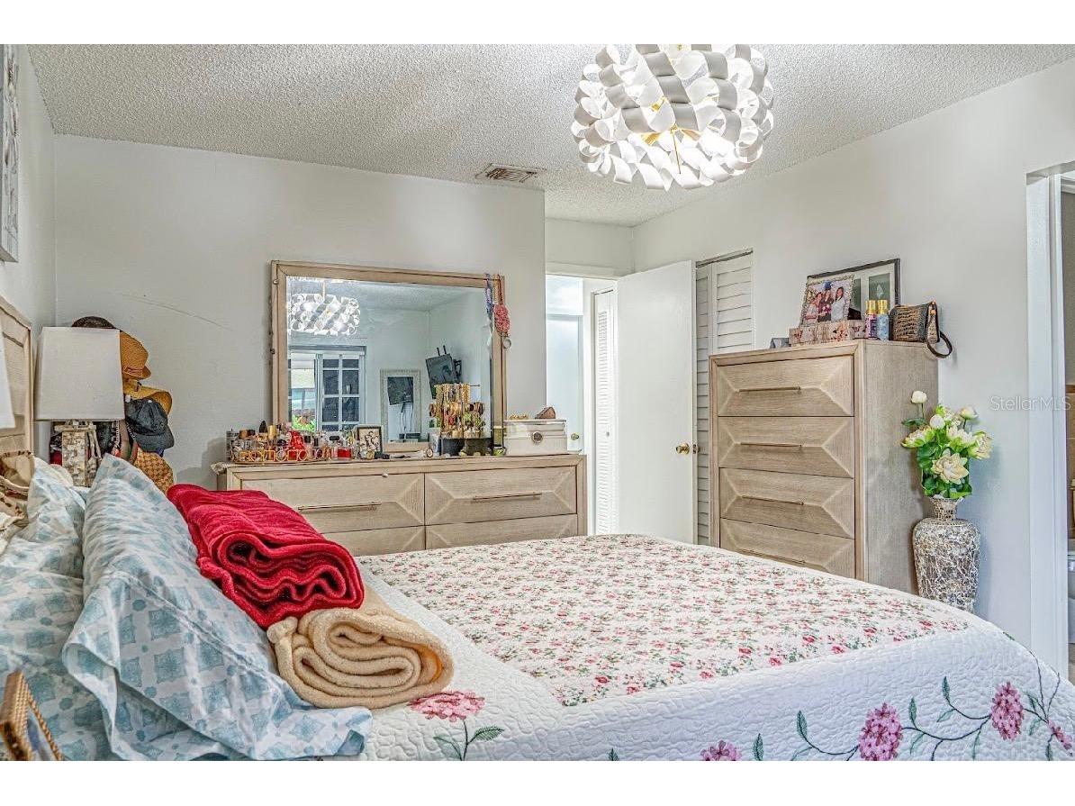 8419 Nw 193rd Ln Hialeah FL 33015 TB8502591 image19