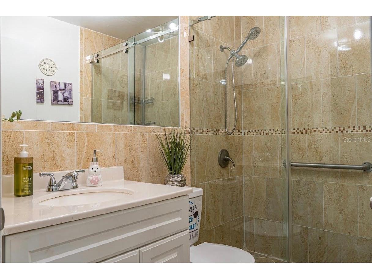 8419 Nw 193rd Ln Hialeah FL 33015 TB8502591 image24