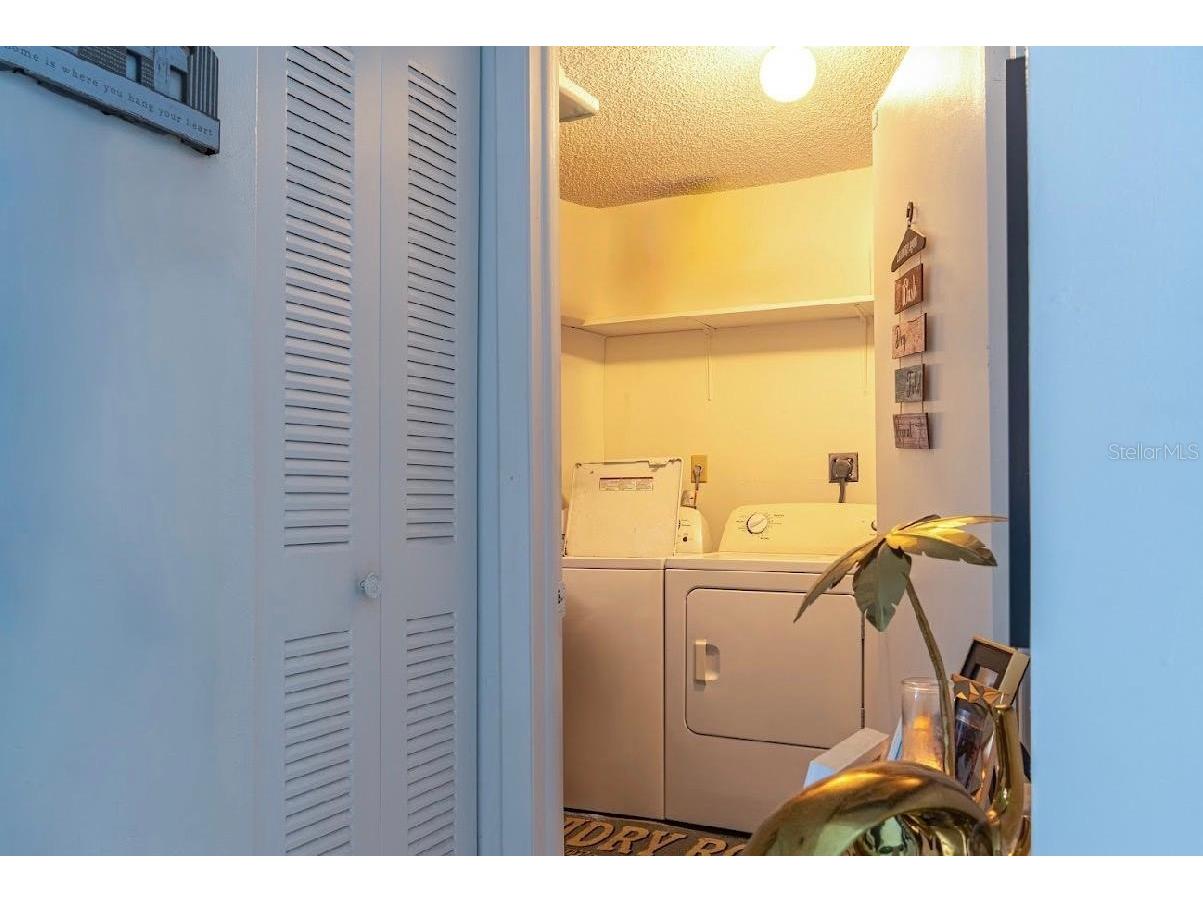 8419 Nw 193rd Ln Hialeah FL 33015 TB8502591 image28