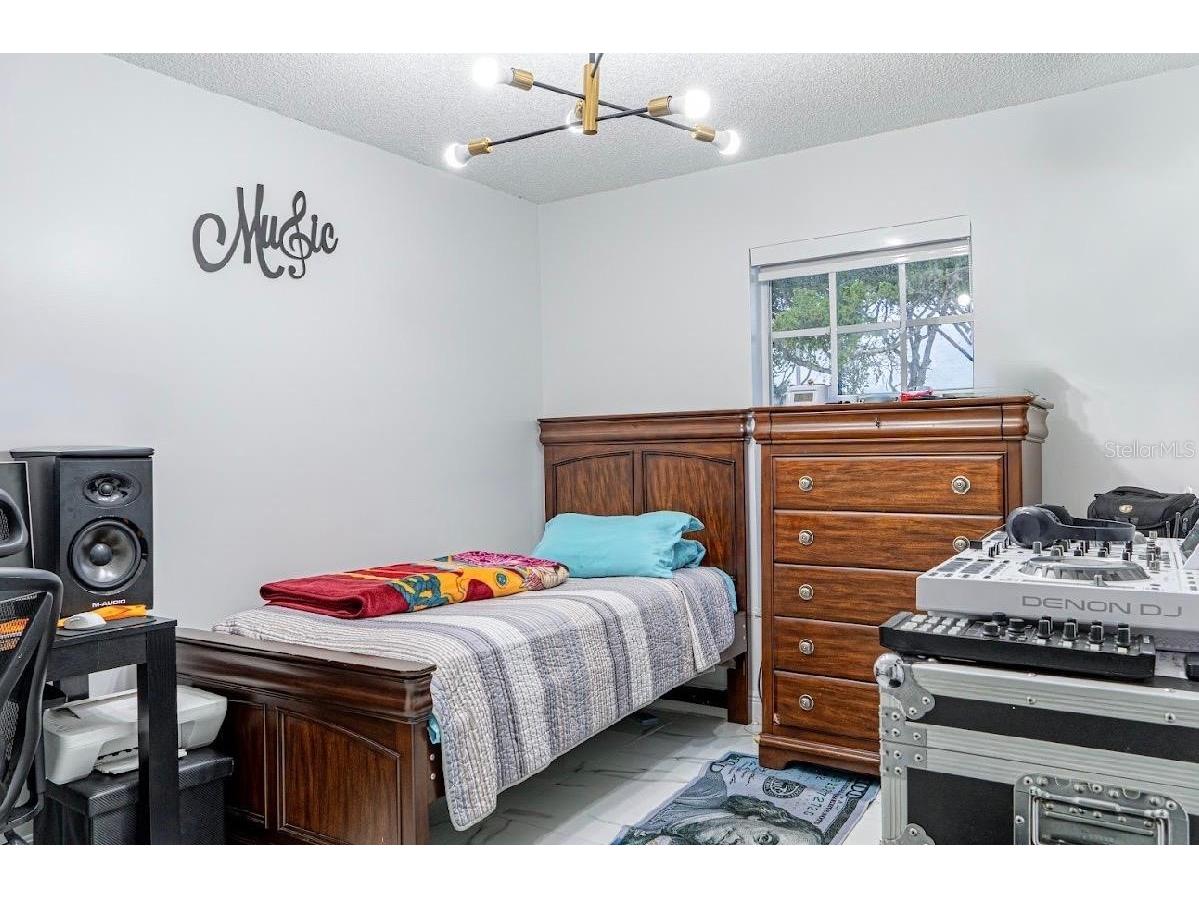 8419 Nw 193rd Ln Hialeah FL 33015 TB8502591 image29