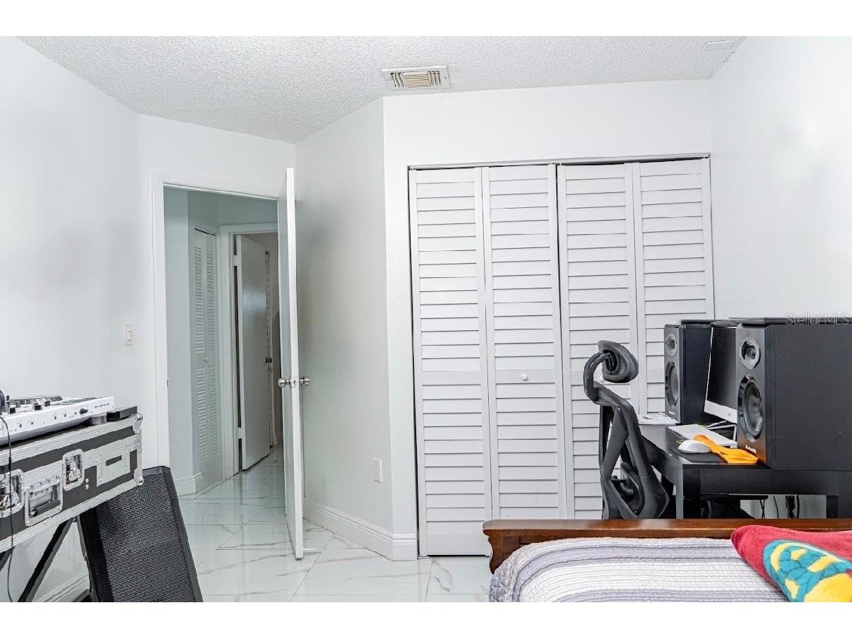 8419 Nw 193rd Ln Hialeah FL 33015 TB8502591 image30