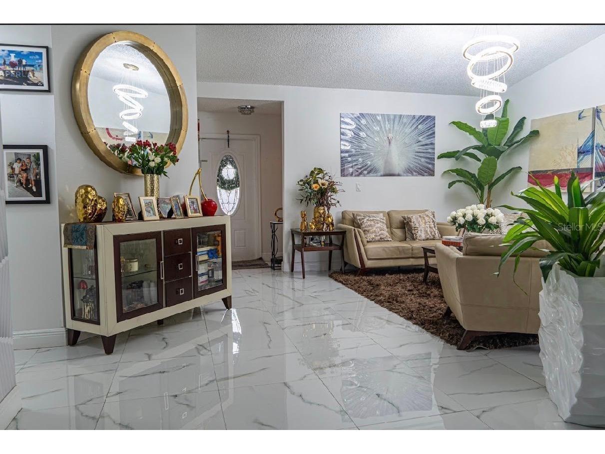 8419 Nw 193rd Ln Hialeah FL 33015 TB8502591 image4