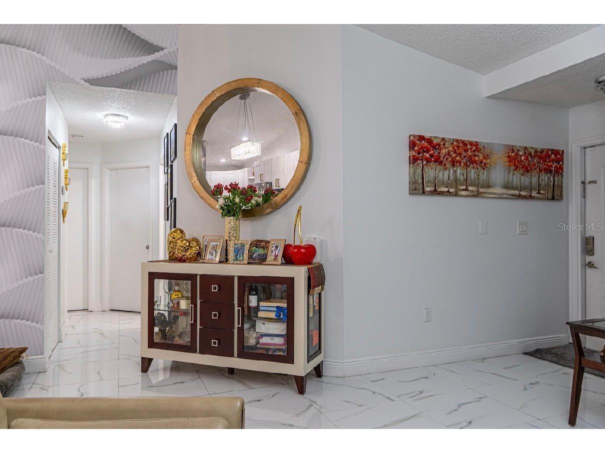 8419 Nw 193rd Ln Hialeah FL 33015 TB8502591 image5