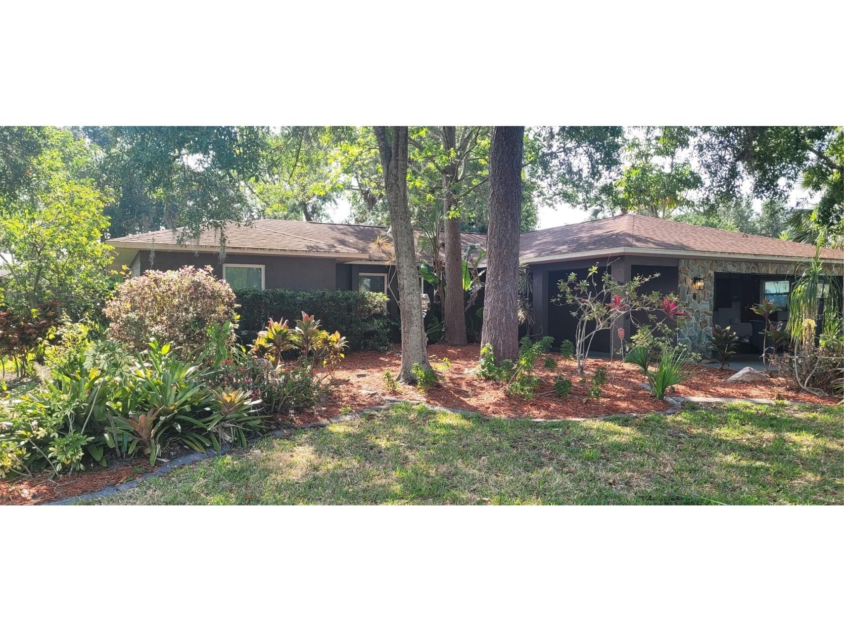 8419 Sylvan Woods Drive Sarasota FL 34243 U8198776 image1