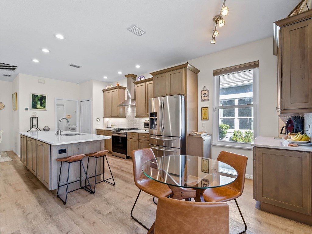 8419 Whispering Woods Court Lakewood Ranch FL 34202 A4672002 image13