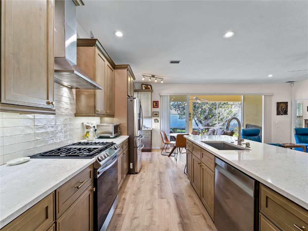 8419 Whispering Woods Court Lakewood Ranch FL 34202 A4672002 image15