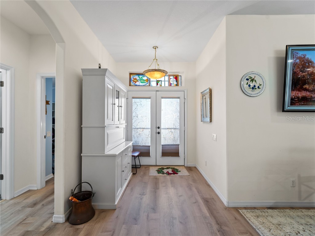 8419 Whispering Woods Court Lakewood Ranch FL 34202 A4672002 image3