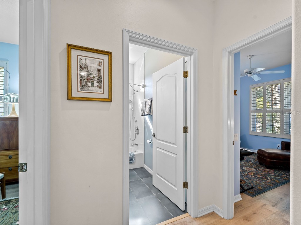 8419 Whispering Woods Court Lakewood Ranch FL 34202 A4672002 image33