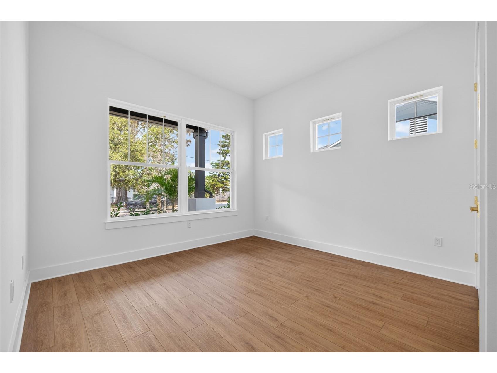 842 30th Avenue Saint Petersburg FL 33704 TB8484317 image12