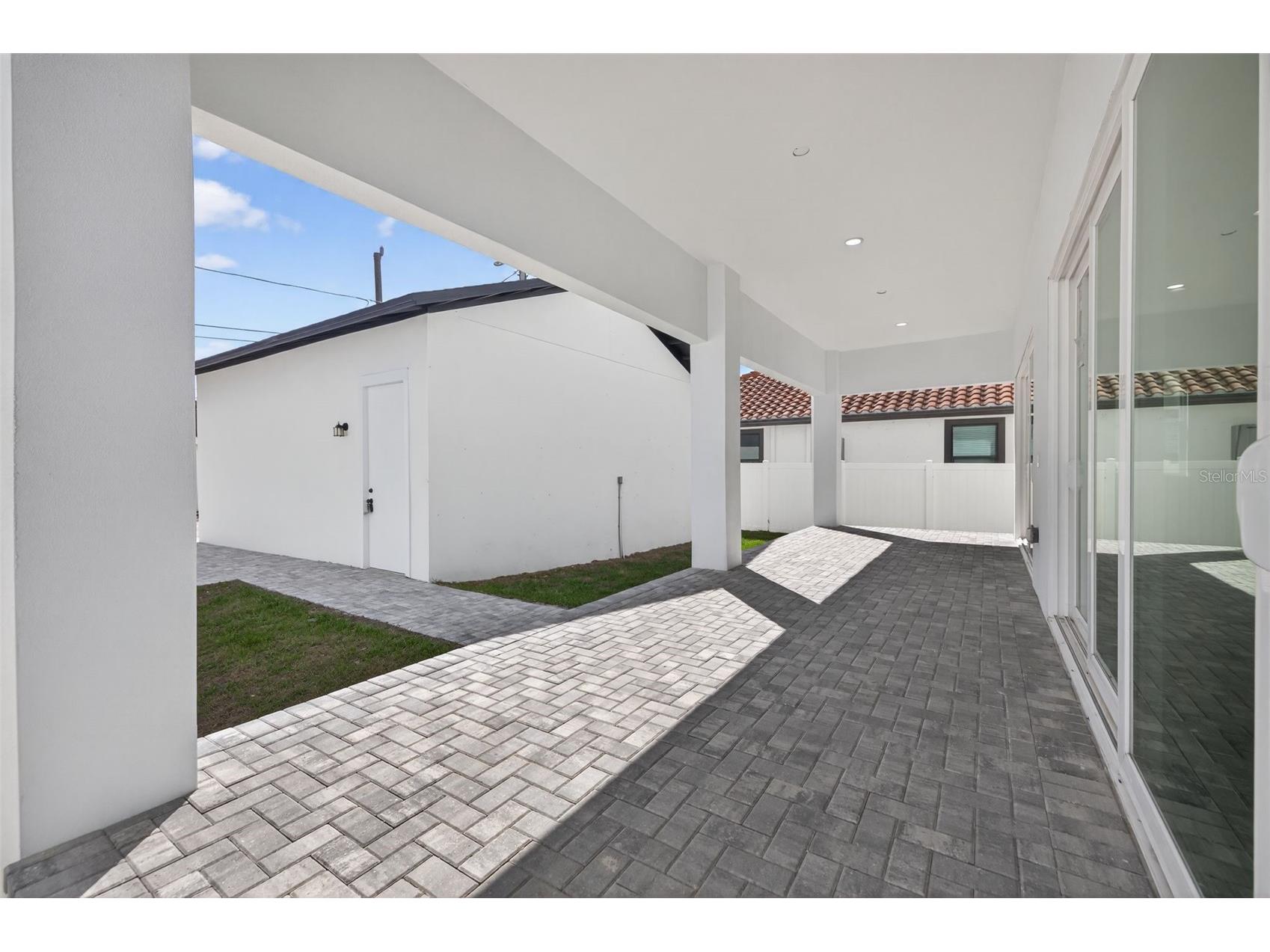 842 30th Avenue Saint Petersburg FL 33704 TB8484317 image29