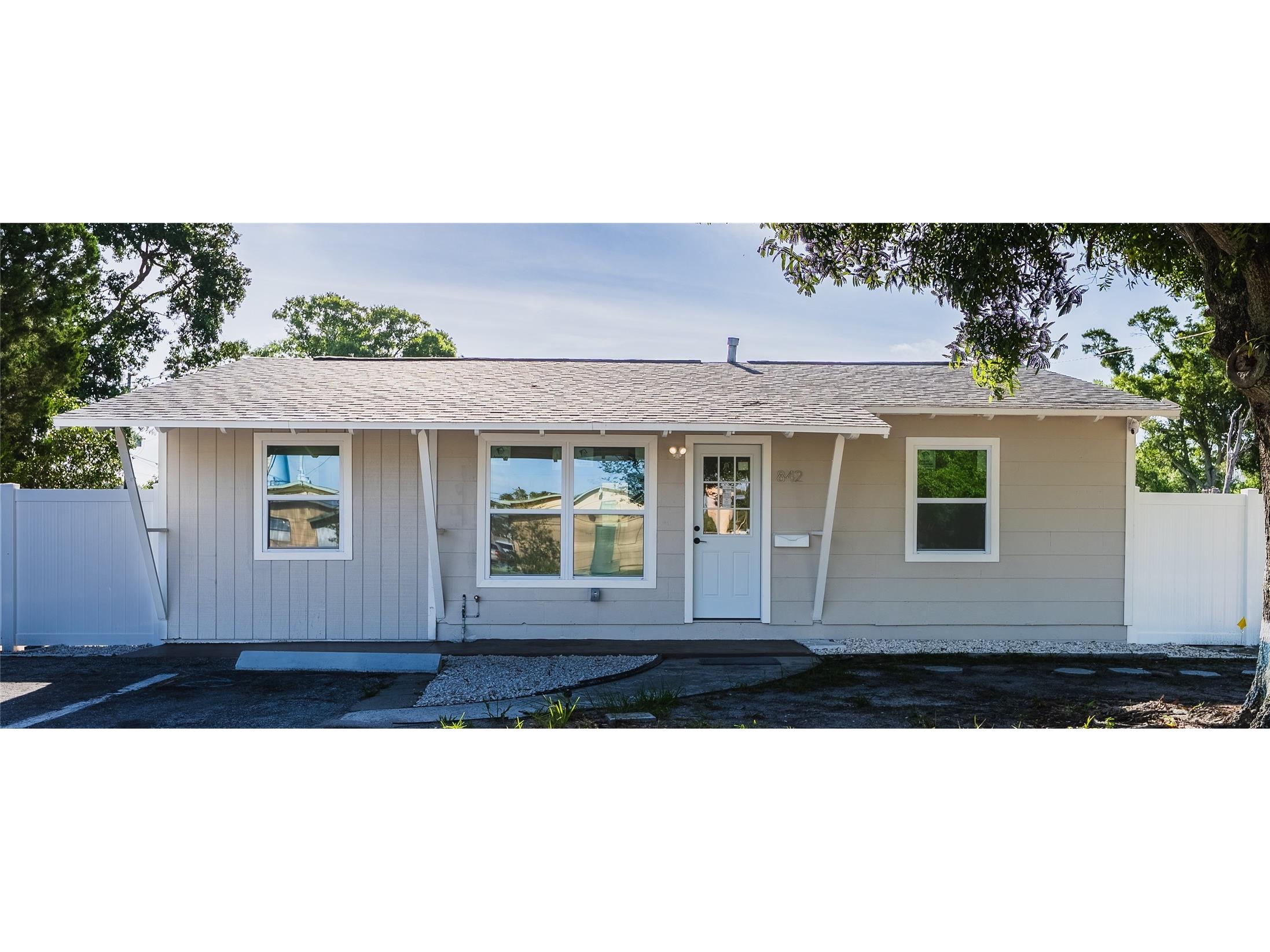 842 43rd Street S Saint Petersburg FL 33711 TB8513753 image1