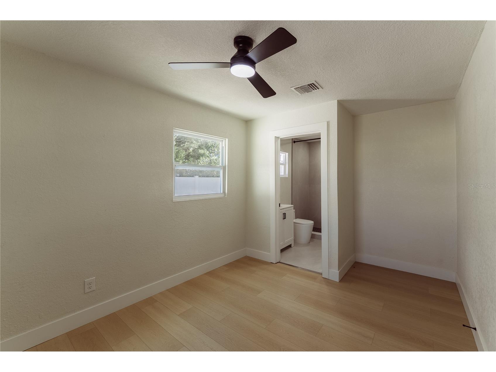 842 43rd Street S Saint Petersburg FL 33711 TB8513753 image14