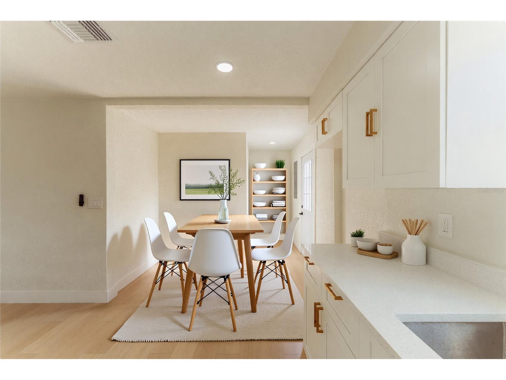 842 43rd Street S Saint Petersburg FL 33711 TB8513753 image9
