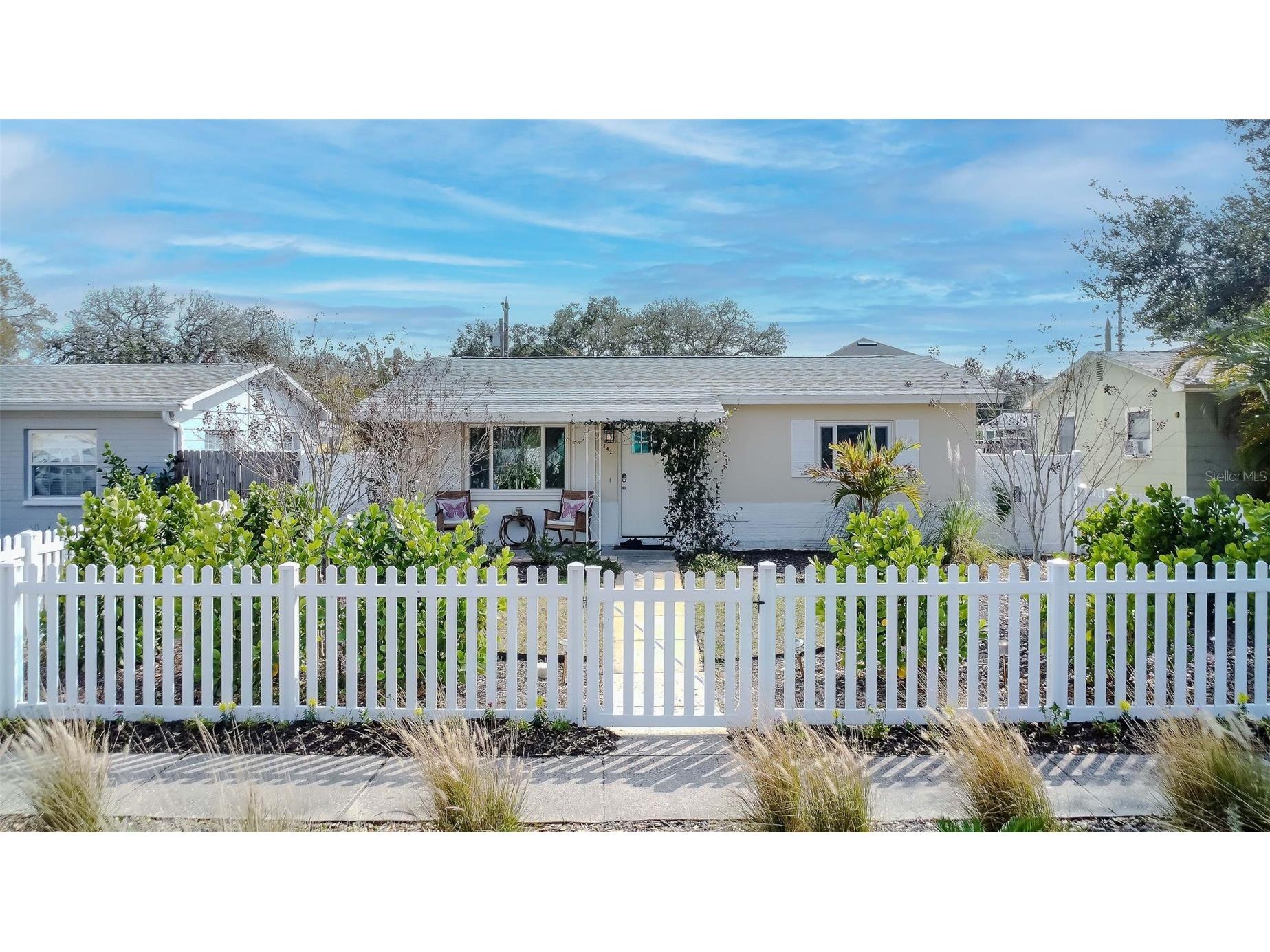 842 53rd Terrace N Saint Petersburg FL 33703 TB8473586 image1