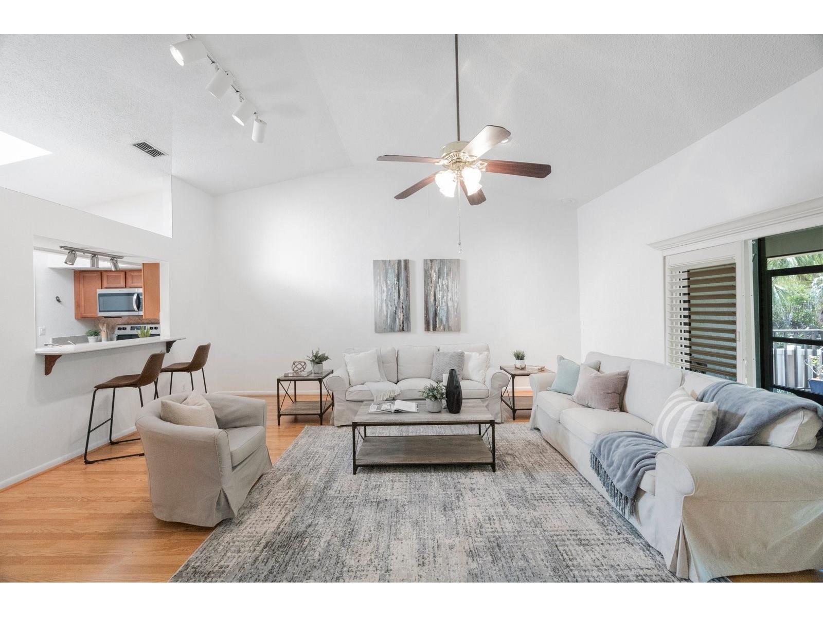 842 Amelia Court NE Saint Petersburg FL 33702 - RIVIERA BAY TAMPA BAY TB8453447 image16