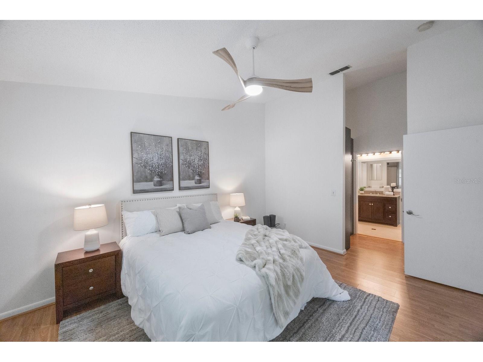 842 Amelia Court NE Saint Petersburg FL 33702 - RIVIERA BAY TAMPA BAY TB8453447 image21