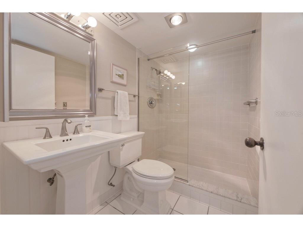 842 Bayport Way Longboat Key FL 34228 A4689796 image24