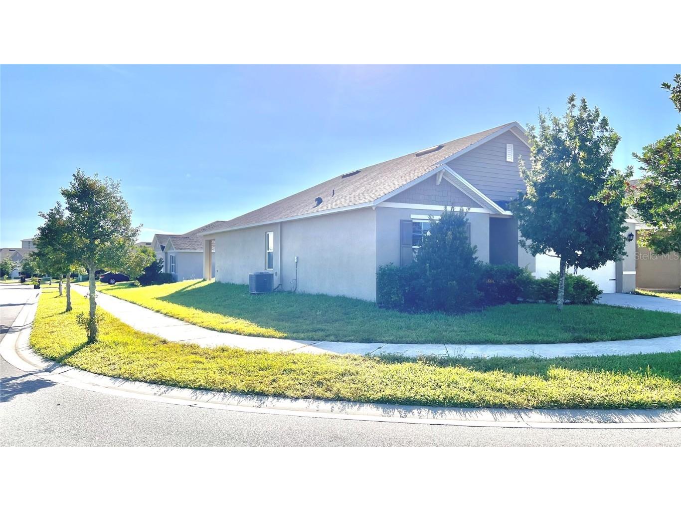 842 Guadalupe Drive Orange City FL 32763 V4944258 image3