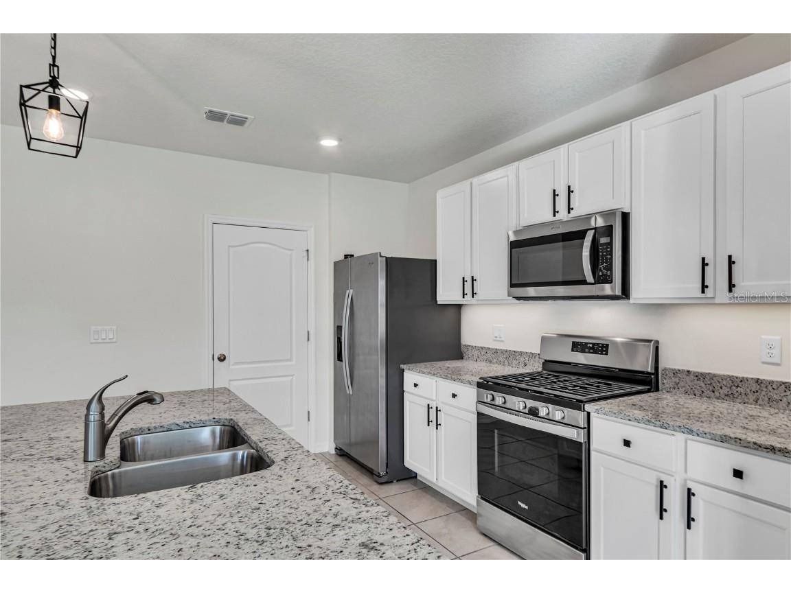 842 Lazio Circle Debary FL 32713 V4945608 image22