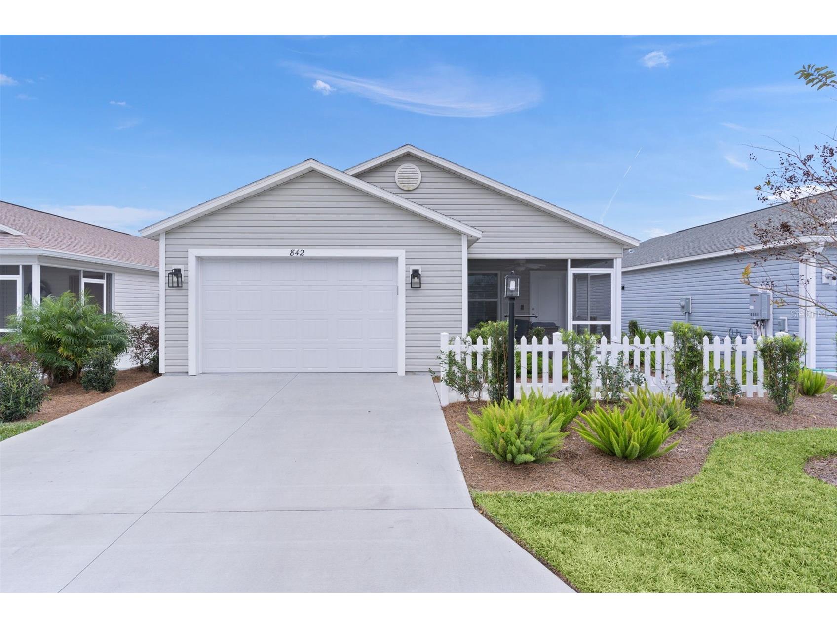 842 Spring Avenue The Villages FL 34762 OM716535 image1