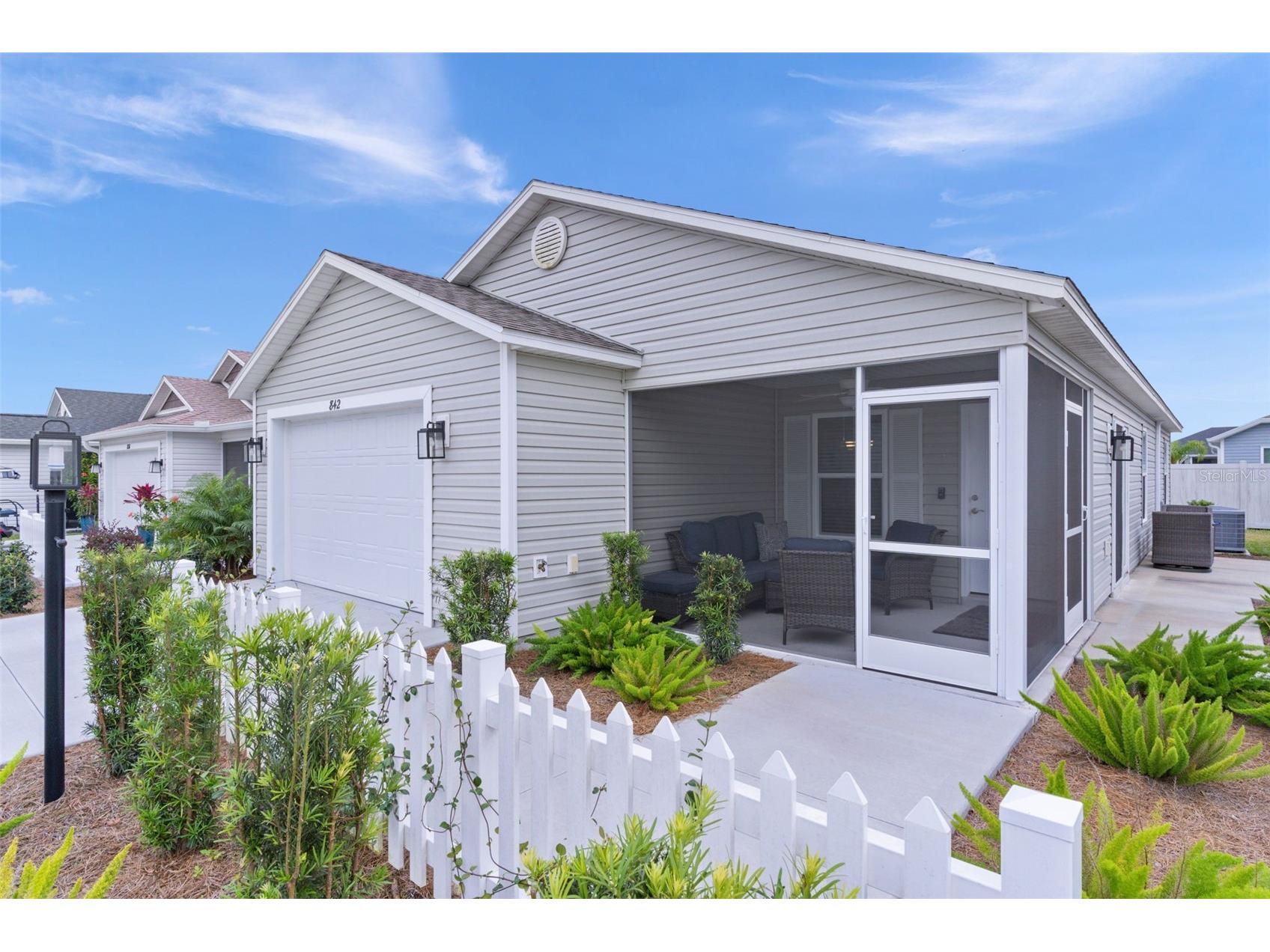 842 Spring Avenue The Villages FL 34762 OM716535 image2