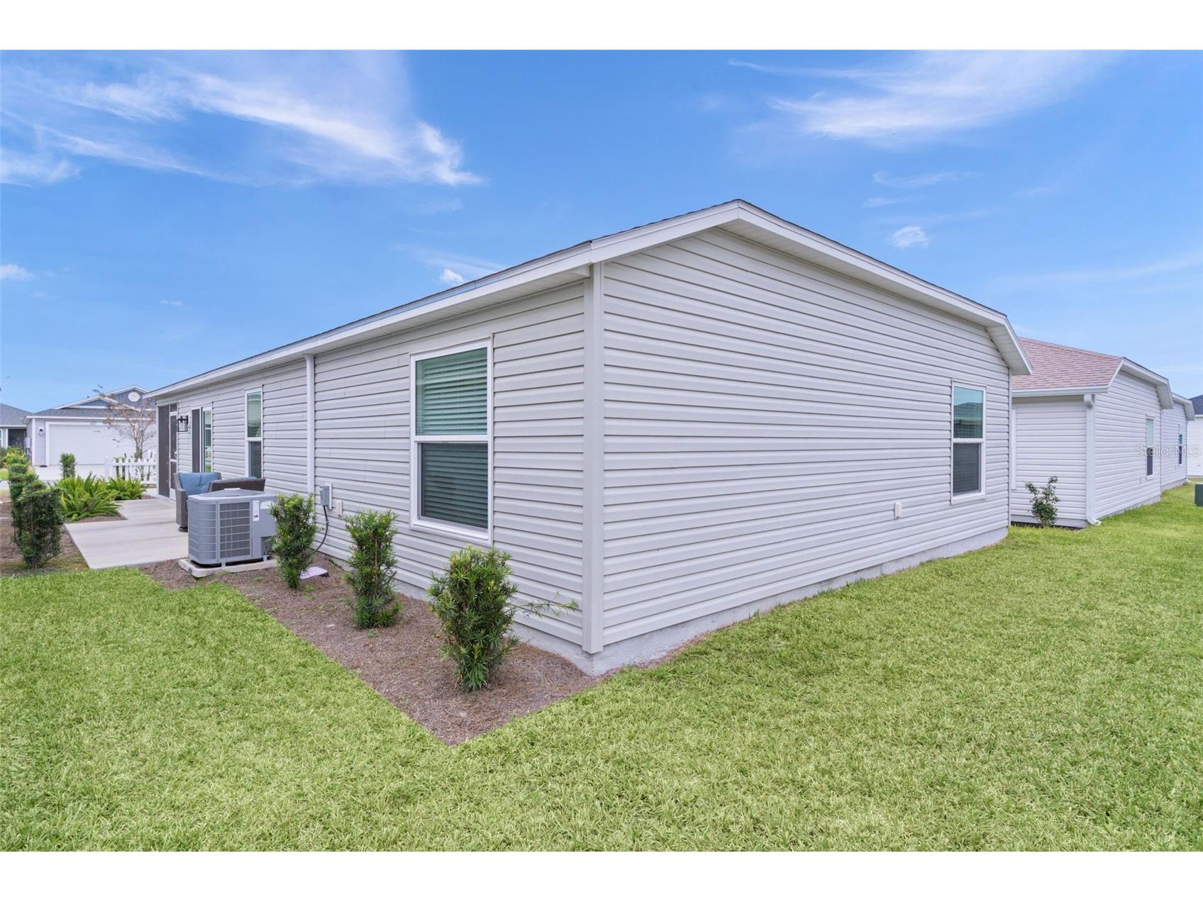 842 Spring Avenue The Villages FL 34762 OM716535 image40