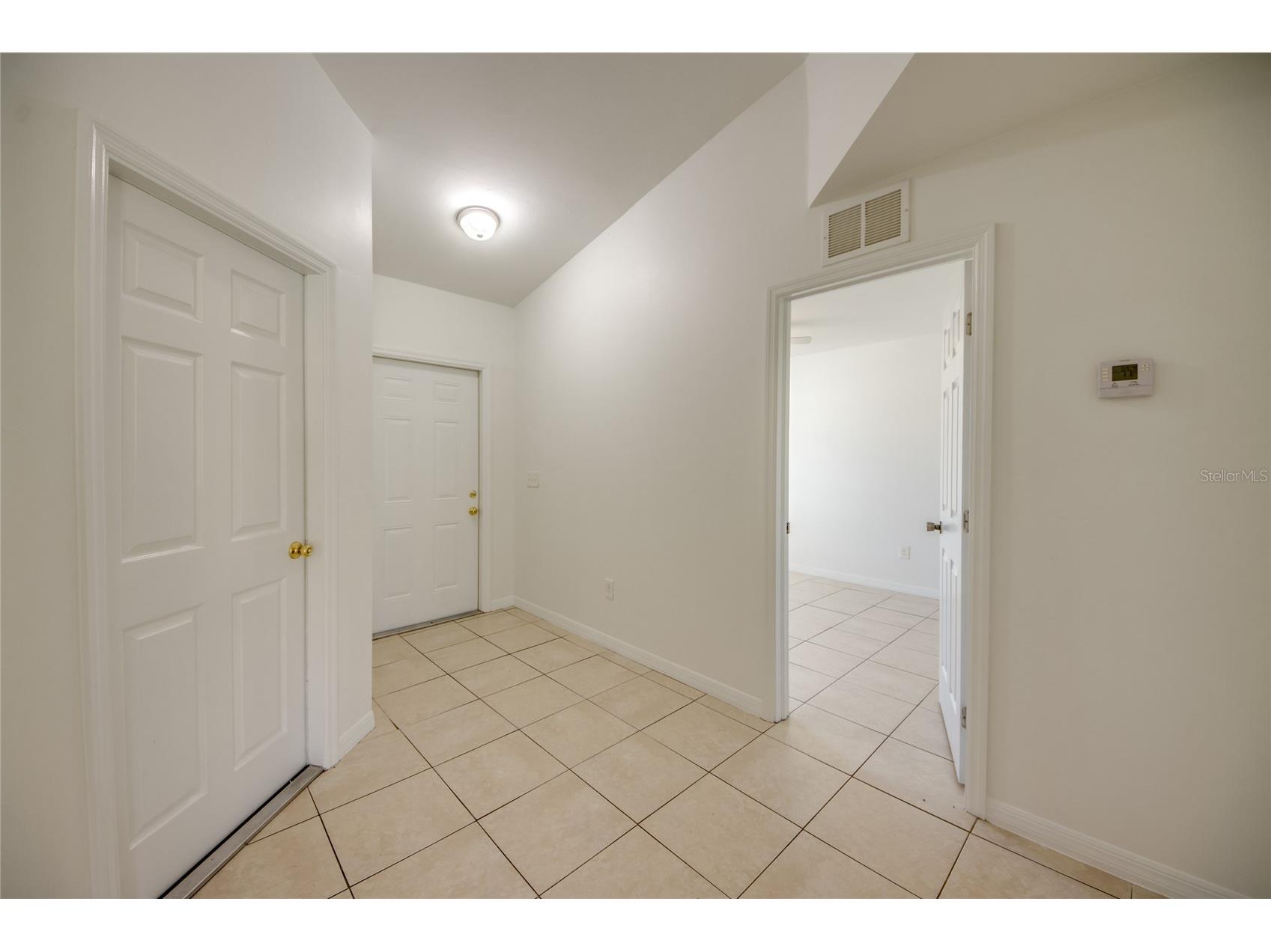 842/844 SW 39th Terrace Cape Coral FL 33914 C7524390 image3