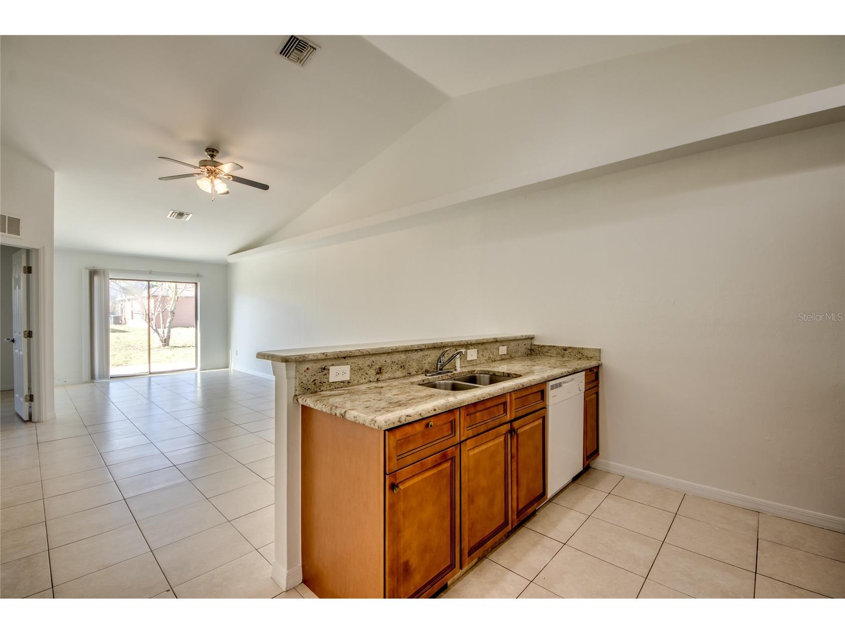 842/844 SW 39th Terrace Cape Coral FL 33914 C7524390 image6